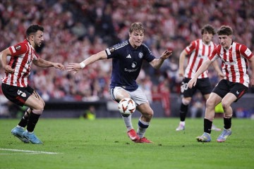 英超>西甲?曼联两大废材闪耀欧战 安东尼世界波 霍伊伦造红点