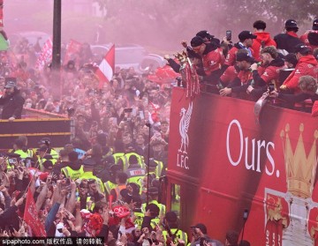 利物浦3000万镑豪赌!昆萨出走引发防线地震,英格兰国脚古埃希成救命稻草