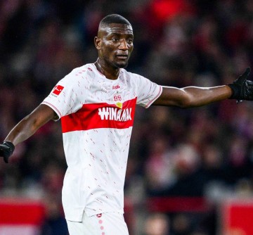 曼联瞄准吉拉西，7000万欧元欲引进德甲神锋，皇马看中维拉铁闸