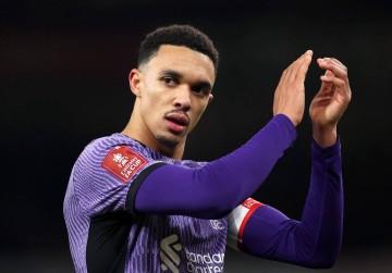 阿诺德加盟皇马,完美契合进攻属性与银河战舰